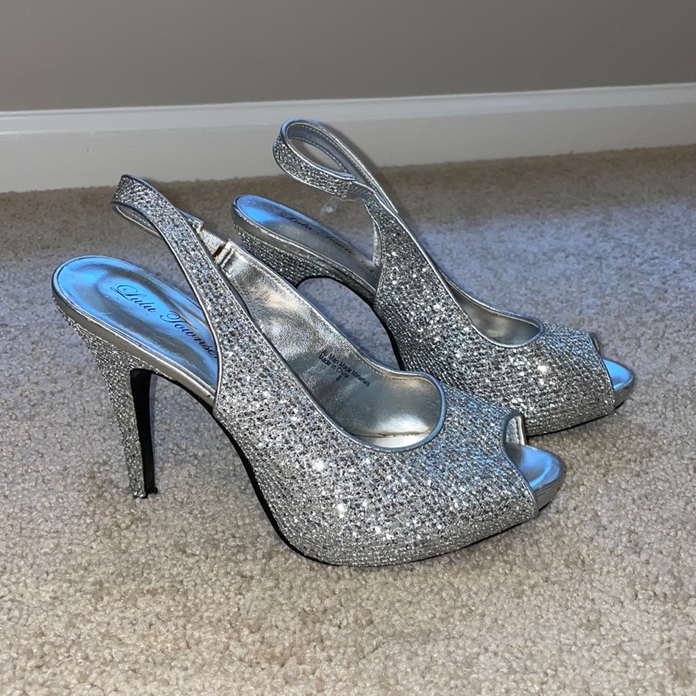 Silver Glitter Heels!